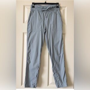 Lululemon Beyond Studio Pants Straight Leg Slim Fit Joggers Luxtreme Gray Size 4